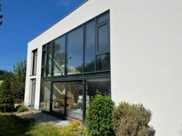 Dodávky oken a prosklených prvků