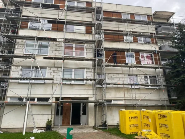 Zateplení bytových domů, plochých střech